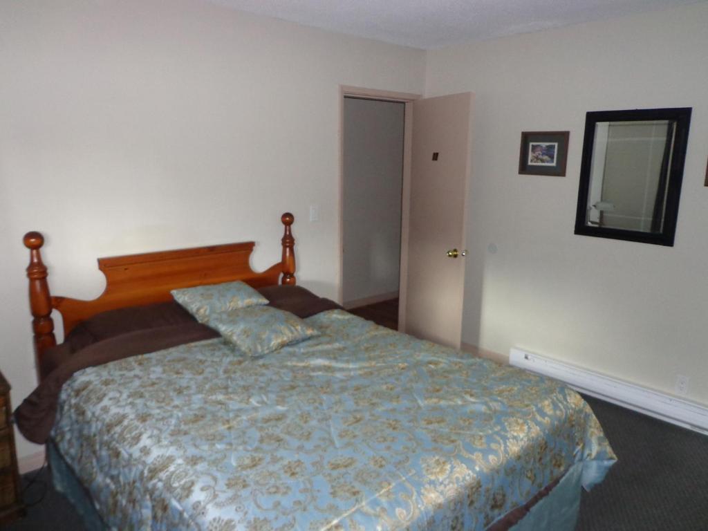 North Coast Trail Backpackers Ltd Pansiyon Port Hardy Oda fotoğraf